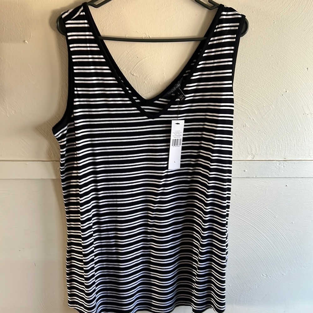 NEW WITH TAGS Long Tall Sally V neck Tank top.